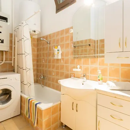 Nagymezo Boulevard Apartment Budapest